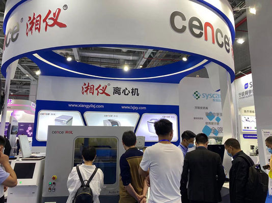 Φυγοκεντρικός με ψύξη υψηλής ταχύτητας 25000rpm με RCF 50560xg και χωρητικότητα 6x100ml για εργαστηριακή χρήση